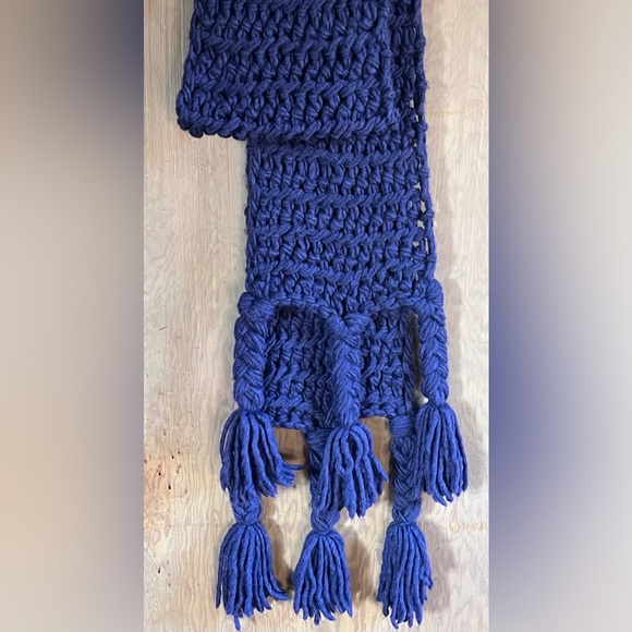 EMPORIO ARMANI purple shawl - Picture 1 of 5